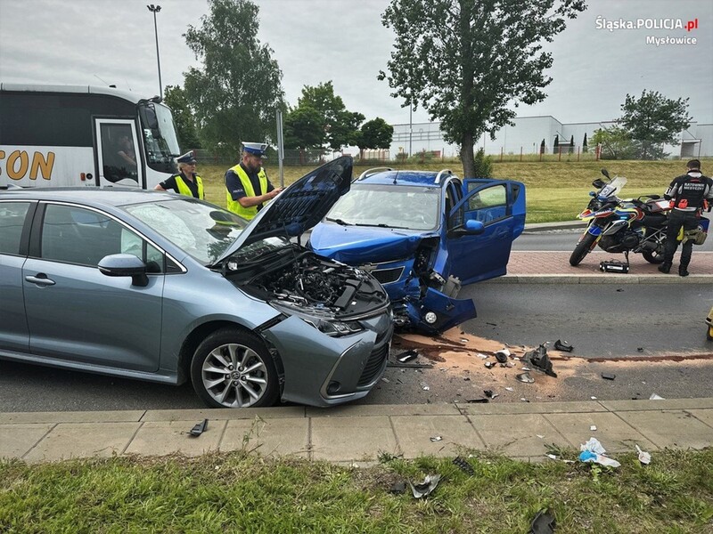 Groźny wypadek na ulicy Katowickiej w Mysłowicach. Co było przyczyną?