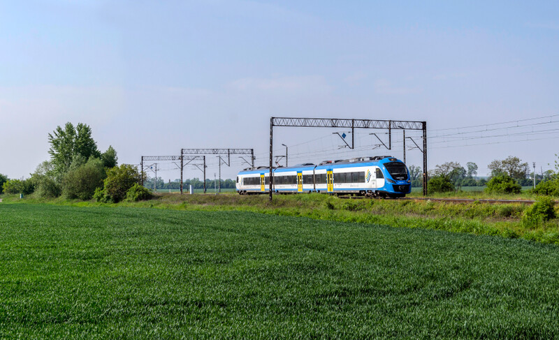 Koleje Śląskie polecają się na kolejny długi weekend