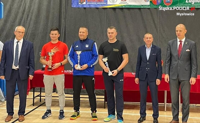 Mysłowicki policjant podwójnym Mistrzem Polski w badmintonie