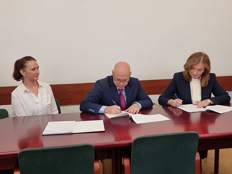 Podpisano umowę z realizatorem programu in vitro w Mysłowicach