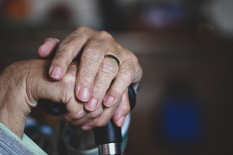 Policja apeluje: seniorze, zadbaj o swoje bezpieczeństwo!