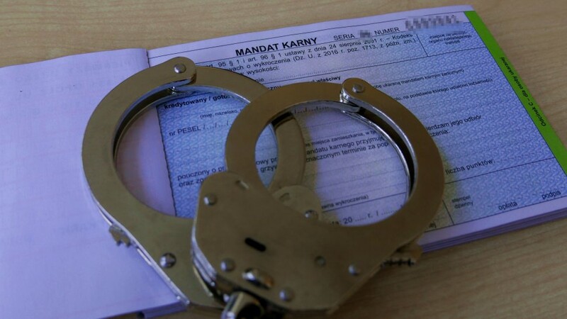 Policjanci karzą za nieprzestrzeganie przepisów