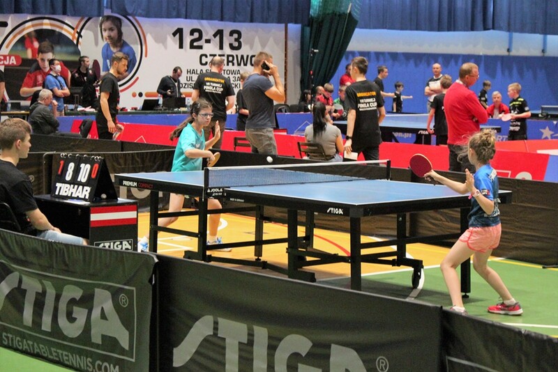 Sukcesy mieszkanek Mysłowic - Turniej tenisa stołowego Pingla Cup skrzatów i żaków